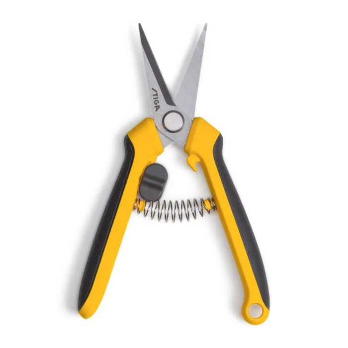 63b983b63f68676005eba21cb5981d87c5ffb0_pruningsnips_2H1010001ST1_full02_web